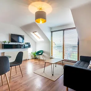 Titanic View Penthouse - Gated Complex - Parking Belfast